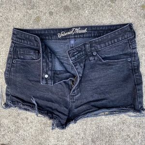 Universal Thread Jean Short